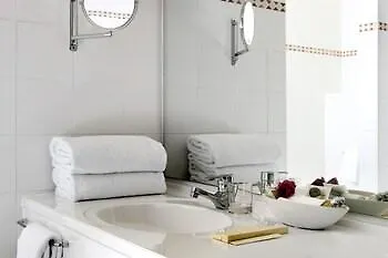 Elbflorenz Hotel