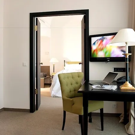 Elbflorenz Hotel 4*