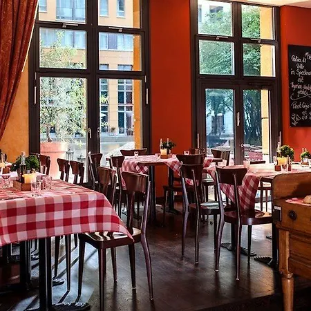 Отель Elbflorenz Дрезден