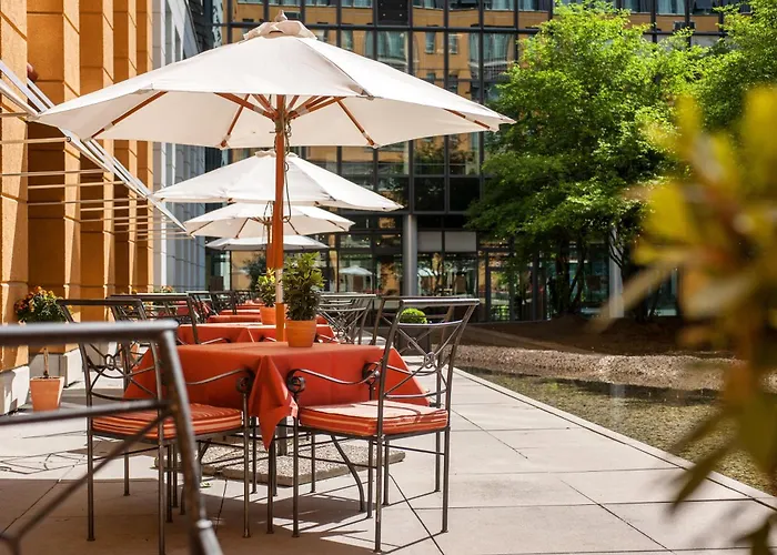 Otel Elbflorenz Dresden