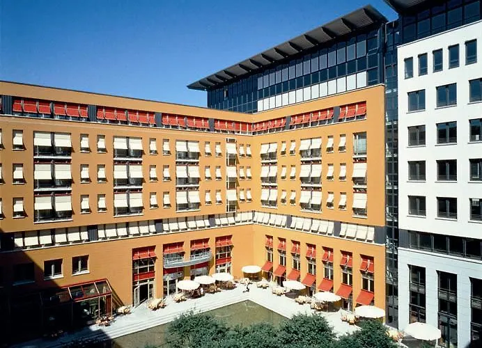 Elbflorenz Hotel 4*