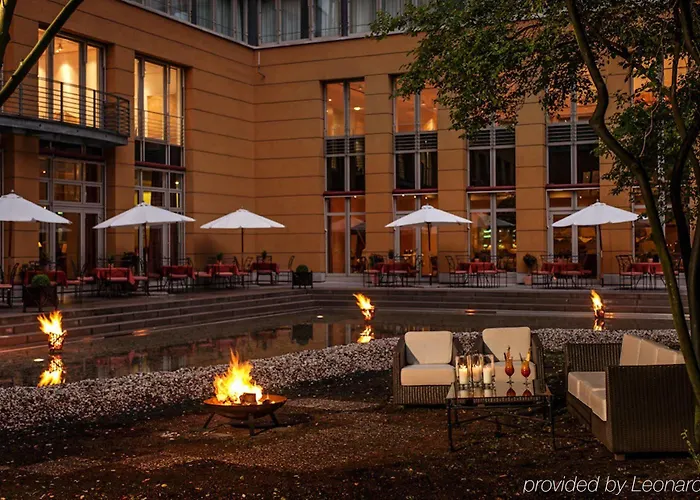 Elbflorenz Hotel 4*